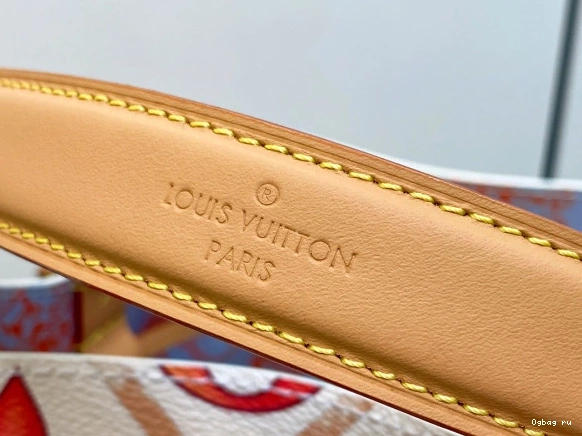 VUITTON LOUIS NÉONOÉ BB-20*20*13cm 0820